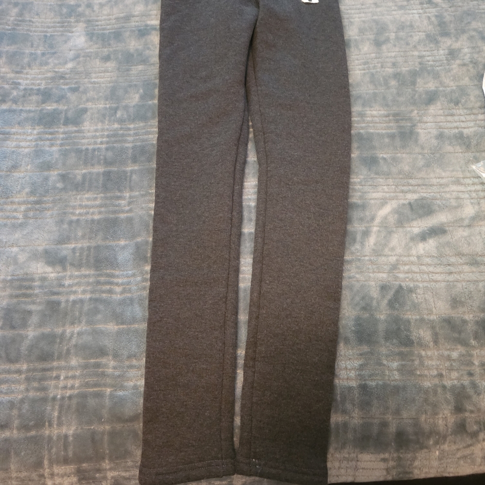 Women's fleece-lined leggings.